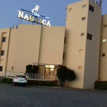 The Shiv Nautica Hotel Mundra Kültér fotó