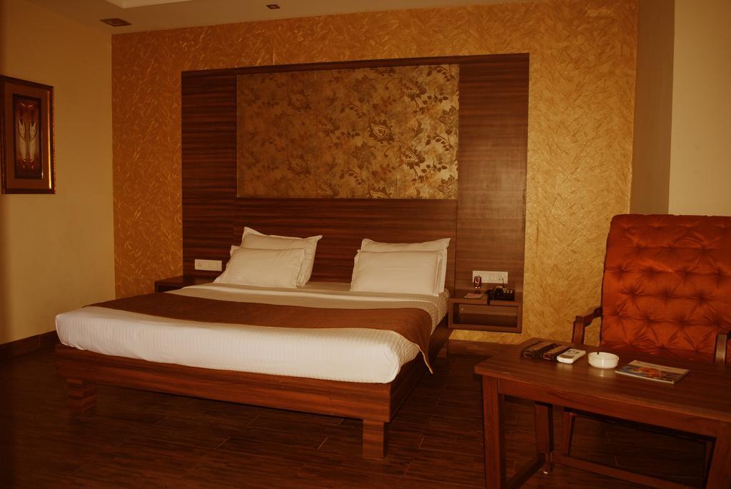 The Shiv Nautica Hotel Mundra Kültér fotó